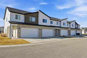 561 N 225 E, Providence, UT 84332 - Photo 3