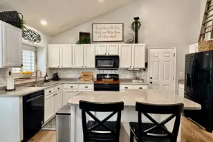 6388 S Wakefield Way, Salt Lake City, UT 84118 - Photo 9