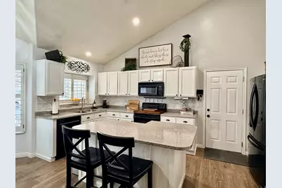 6388 S Wakefield Way, Salt Lake City, UT 84118 - Photo 5