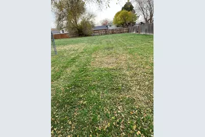 8686 S Temple Dr, West Jordan, UT 84088 - Photo 9