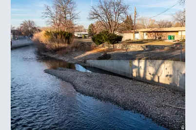 241 E Vagabond Dr #136, Murray, UT 84107 - Photo 3