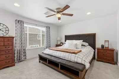 7073 N Mountain Field Dr, Eagle Mountain, UT 84005 - Photo 9