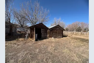 273 E 100 S, Richfield, UT 84701 - Photo 17