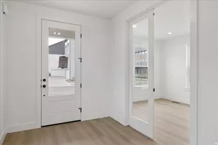 926 S Mathilda Dr W, Saratoga Springs, UT 84045 - Photo 5