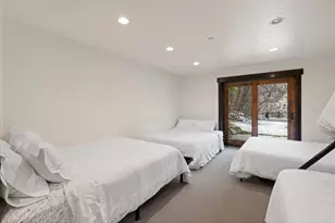 121 N Oakwood Cir, Springville, UT 84663 - Photo 39