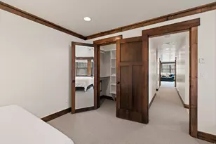 121 N Oakwood Cir, Springville, UT 84663 - Photo 45