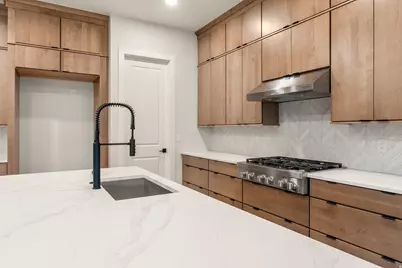 844 N Emery Ln #59, Elk Ridge, UT 84651 - Photo 11