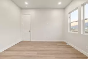 844 N Emery Ln, Elk Ridge, UT 84651 - Photo 17