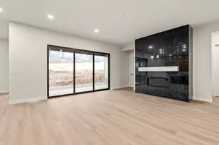 844 N Emery Ln, Elk Ridge, UT 84651 - Photo 5