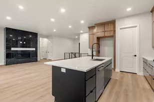 844 N Emery Ln, Elk Ridge, UT 84651 - Photo 9