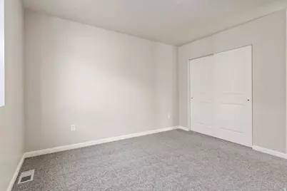 37 E Broadway Dr, Saratoga Springs, UT 84045 - Photo 21