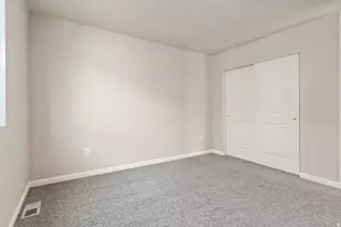 37 E Broadway Dr, Saratoga Springs, UT 84045 - Photo 21