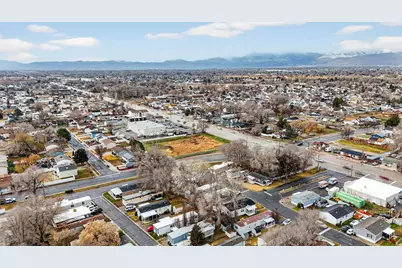 8155 S Redwood Rd Rd #6, West Jordan, UT 84088 - Photo 25