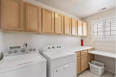 10293 S Ashley Mesa Ln E, Sandy, UT 84092 - Photo 23