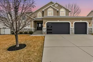 10293 S Ashley Mesa Ln E, Sandy, UT 84092 - Photo 1