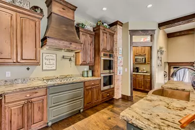 1135 E 900 S, Pleasant Grove, UT 84062 - Photo 7