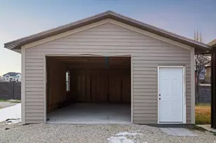 384 N 710 E, Salem, UT 84653 - Photo 17