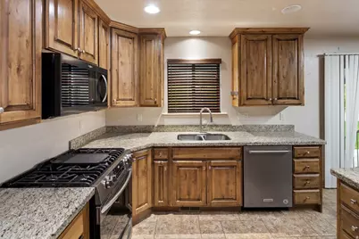 384 N 710 E, Salem, UT 84653 - Photo 9