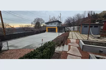2665 E 2100 S, Salt Lake City, UT 84109 - Photo 35