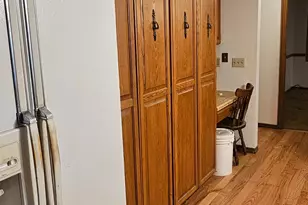 8085 S Mountain Oaks Circle, Cottonwood Heights, UT 84121 - Photo 17