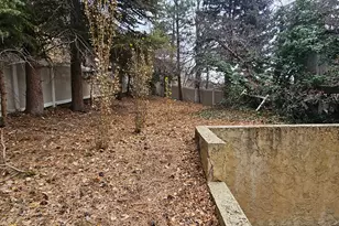 8085 S Mountain Oaks Circle, Cottonwood Heights, UT 84121 - Photo 41