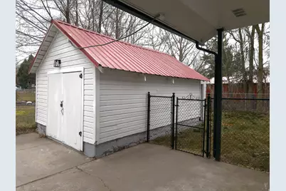 145 W 400 N, Springville, UT 84663 - Photo 25