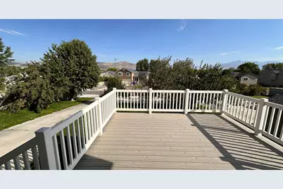 3547 E Golden Eagle Rd S, Eagle Mountain, UT 84005 - Photo 43