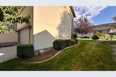 3547 E Golden Eagle Rd S, Eagle Mountain, UT 84005 - Photo 47