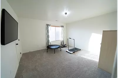 653 S Willow Park Dr W, Lehi, UT 84043 - Photo 27