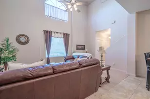 381 N Windsor Dr, Washington, UT 84780 - Photo 11