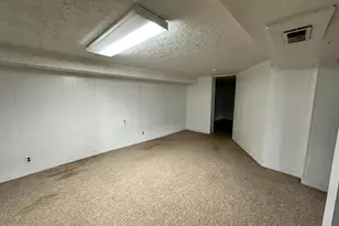 5376 S 2200 W, Roy, UT 84067 - Photo 19