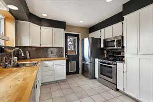 6924 S Hillside Village Circle, Salt Lake City, UT 84121 - Photo 13