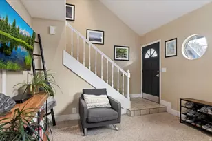 6924 S Hillside Village Circle, Salt Lake City, UT 84121 - Photo 5