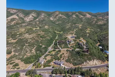 4810 E Badger Hollow Ln, Salt Lake City, UT 84108 - Photo 15
