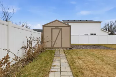 2329 W 1680 N, Clinton, UT 84015 - Photo 27