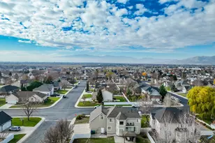 9752 N Dorchester Dr, Cedar Hills, UT 84062 - Photo 49