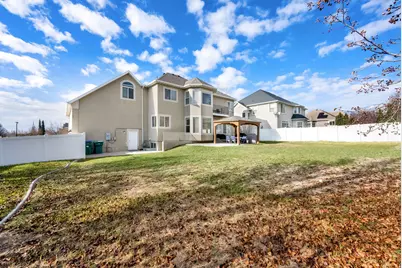 9752 N Dorchester Dr, Cedar Hills, UT 84062 - Photo 41