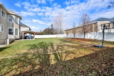 9752 N Dorchester Dr, Cedar Hills, UT 84062 - Photo 39