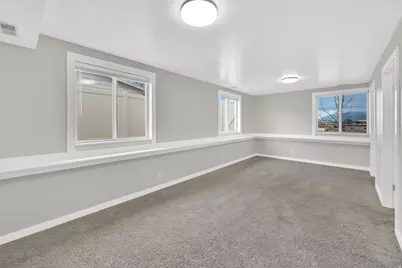 209 W 5200 S, Washington Terrace, UT 84405 - Photo 29