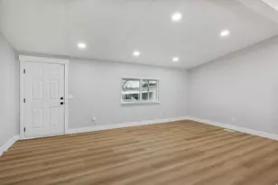 562 Lancelot Dr, North Salt Lake, UT 84054 - Photo 7