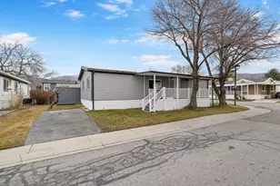 562 Lancelot Dr, North Salt Lake, UT 84054 - Photo 5