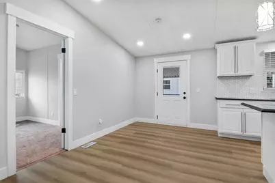 562 Lancelot Dr #60, North Salt Lake, UT 84054 - Photo 5