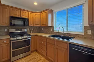 185 E 2100 N, North Ogden, UT 84414 - Photo 7