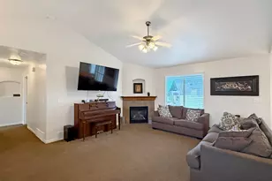 185 E 2100 N, North Ogden, UT 84414 - Photo 3