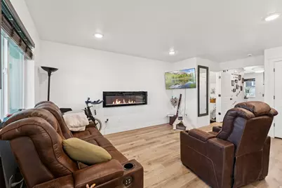 1694 W 2975 S #D, Syracuse, UT 84075 - Photo 5