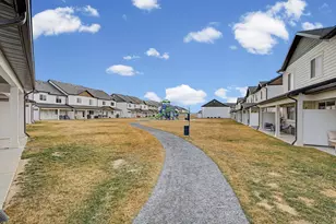 1694 W 2975 S, Syracuse, UT 84075 - Photo 19