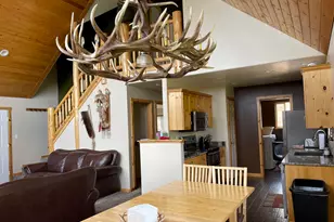 553 W Raspberry Patch Rd, Garden City, UT 84028 - Photo 5