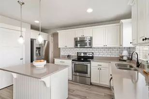 1463 S Lake View Terrace Rd, Saratoga Springs, UT 84045 - Photo 9