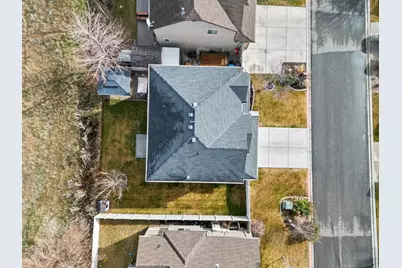 1463 S Lake View Terrace Rd, Saratoga Springs, UT 84045 - Photo 29