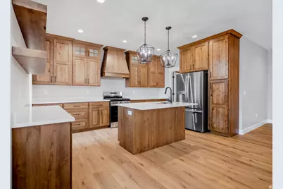 408 S Center St, Elsinore, UT 84724 - Photo 19